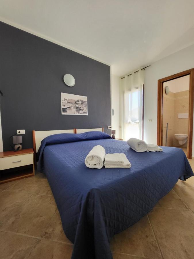 White Sand Affittacamere La Caletta Luaran gambar